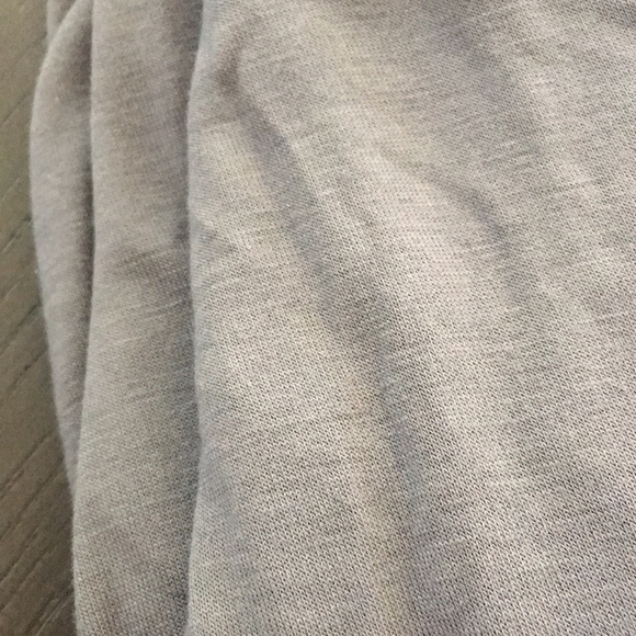 Women’s M Mix & Co. Gray T-shirt Dress deep v neck - Picture 7 of 8